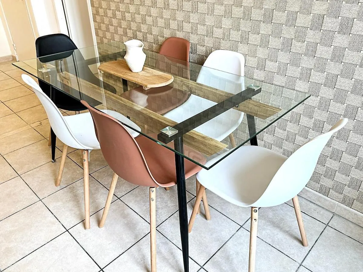 Suite Sacramento Oullins France