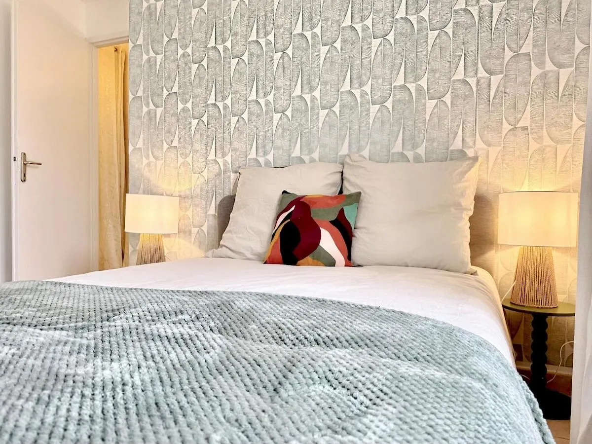 Suite Sacramento Oullins 0*,  France