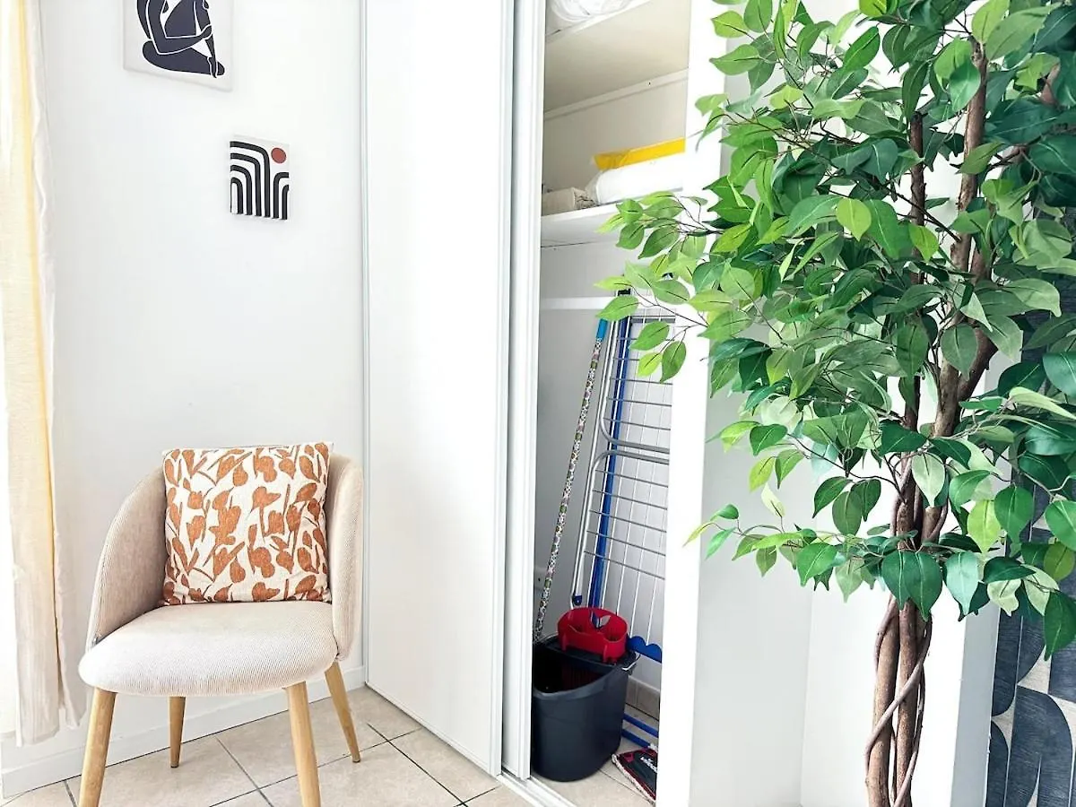 Suite Sacramento Oullins Apartment